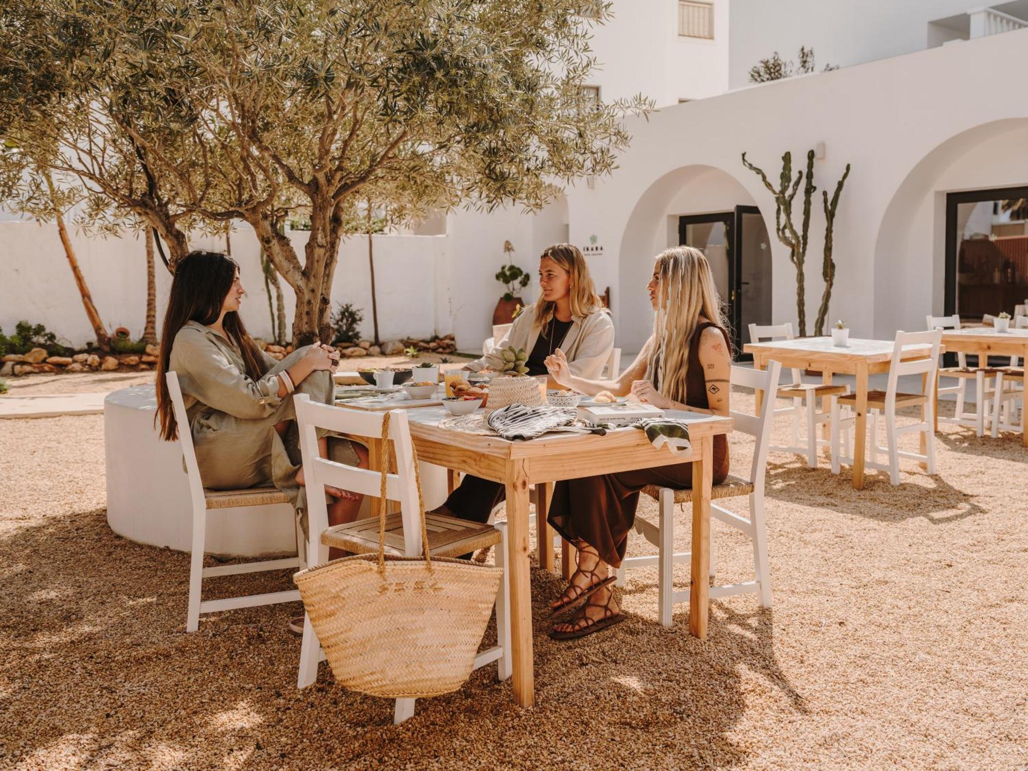 Es Cana Ibara Ibiza Hotel Boutique מראה חיצוני תמונה